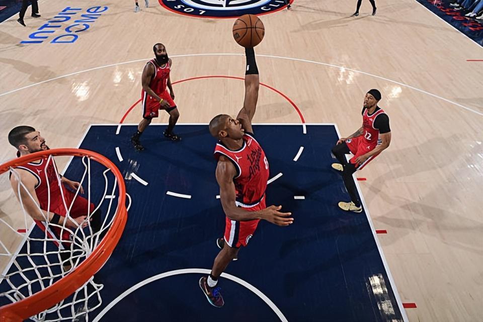 华体会网站-防死了东契奇！快船后场大闸对于球队的重要性绝对是有目共睹的？